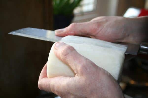 Cutting Techniques From Japanese Knives