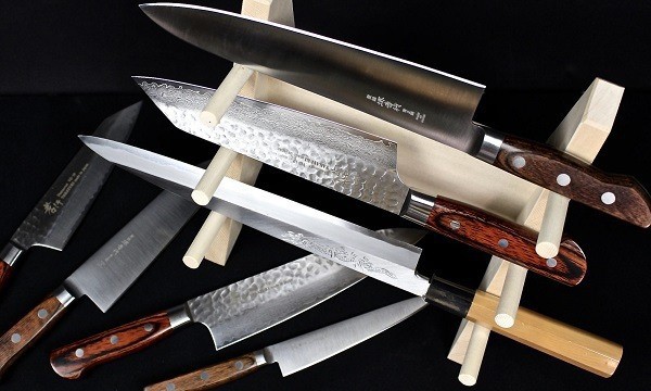 The Ultimate Guide for Buying the Best Japanese Knives