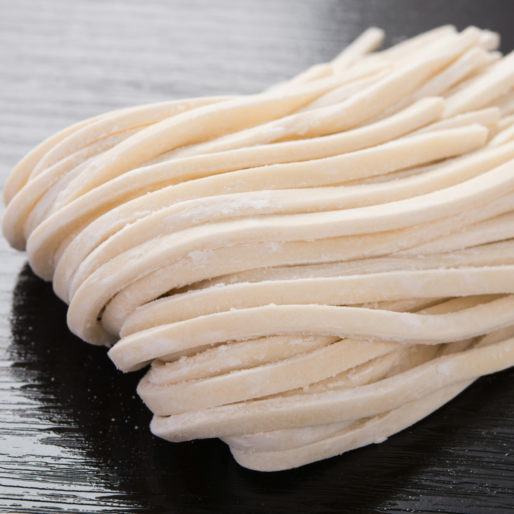 raw udon noodles