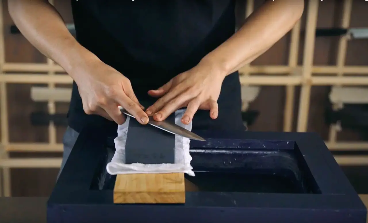 sharpening japanese knives cover